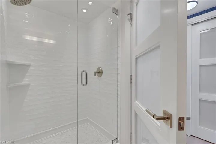 Guest Shower