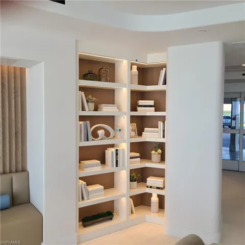 10701 Gulf Shore Dr 901, Naples, Florida 34108