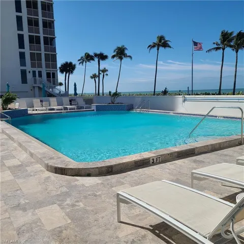10701 Gulf Shore Dr 901, Naples, Florida 34108