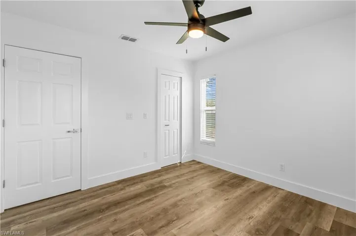908 Ne 11th St, Cape Coral Fl 33909