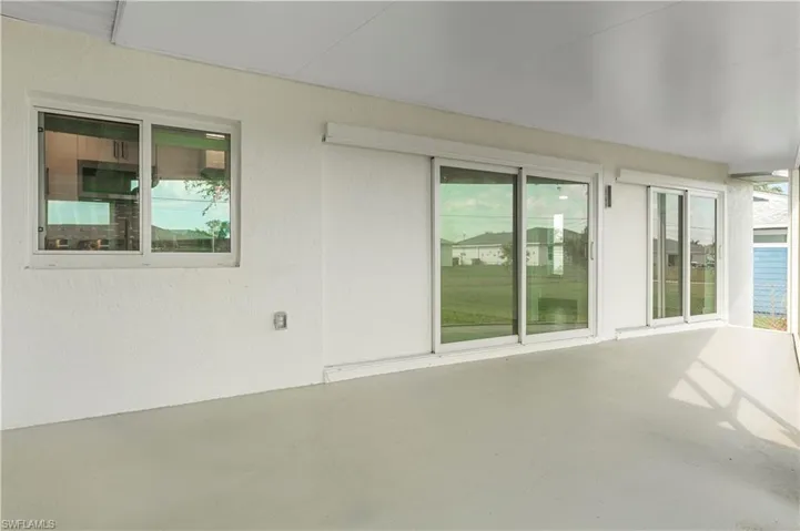 908 Ne 11th St, Cape Coral Fl 33909