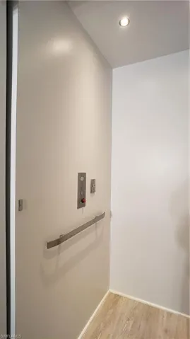 Private Elevator