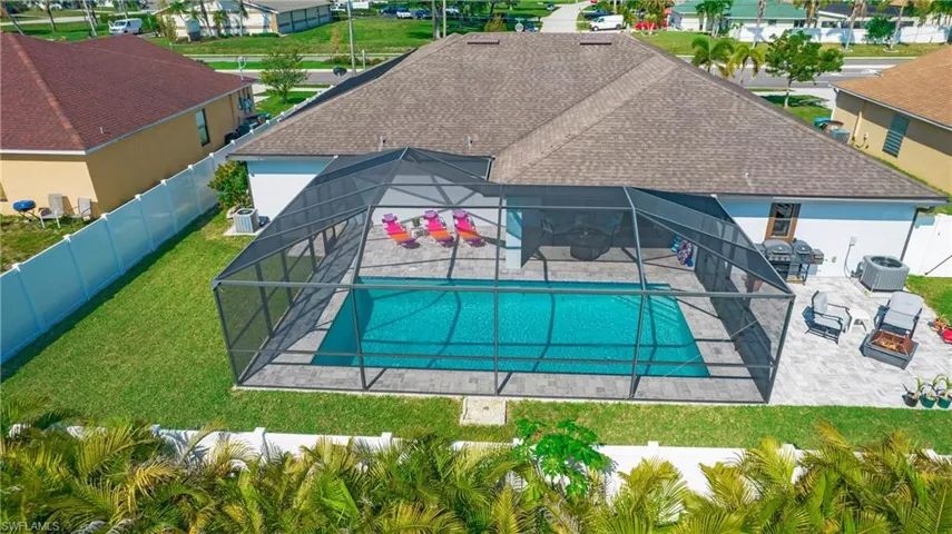 413-415  Nicholas W PKWY, Cape Coral, FL 33991