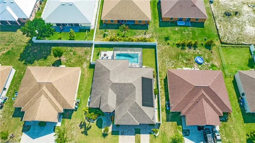 413-415  Nicholas W PKWY, Cape Coral, FL 33991