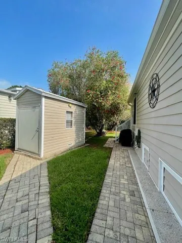 1100  Diamond Lake  CIR, Naples, FL 34114