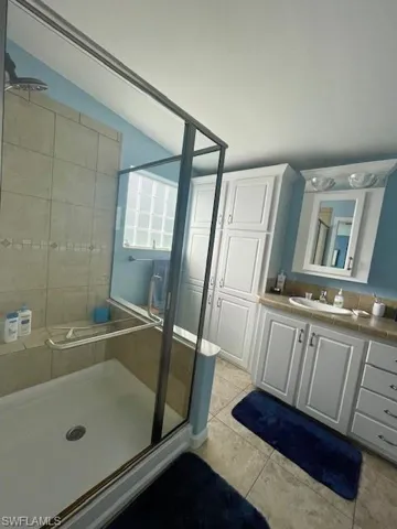 1100  Diamond Lake  CIR, Naples, FL 34114