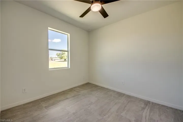 1932 NE 23rd PL, CAPE CORAL FL 33909