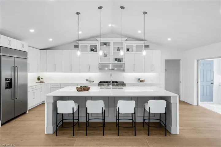 12888 Valewood Dr, Naples, Florida 34119