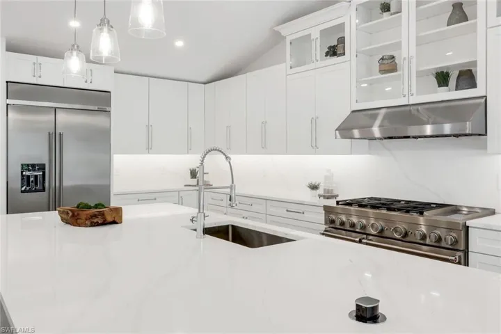 12888 Valewood Dr, Naples, Florida 34119