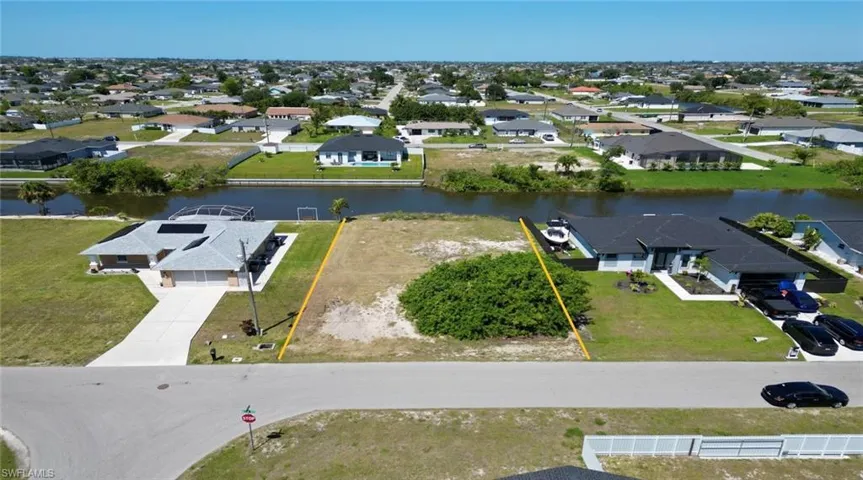 1102 Ne 14th Ave, Cape Coral Fl 33909