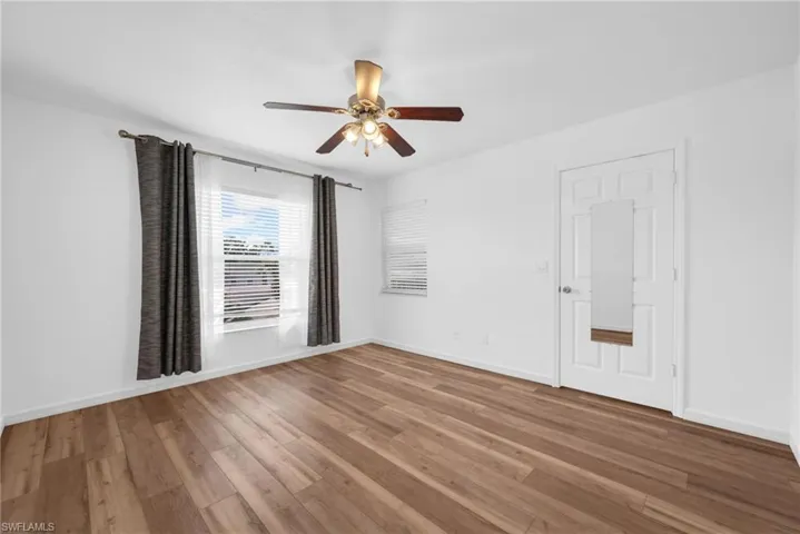 3250 Cypress Glen Way 423, Naples, Florida 34109