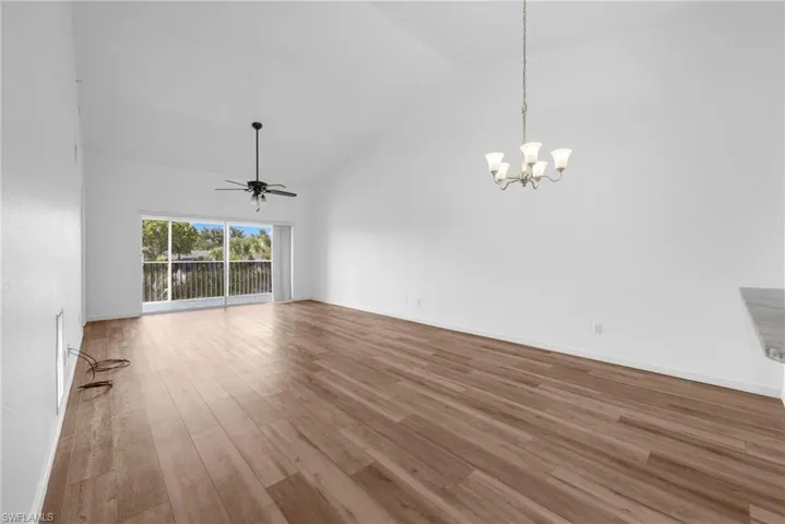3250 Cypress Glen Way 423, Naples, Florida 34109