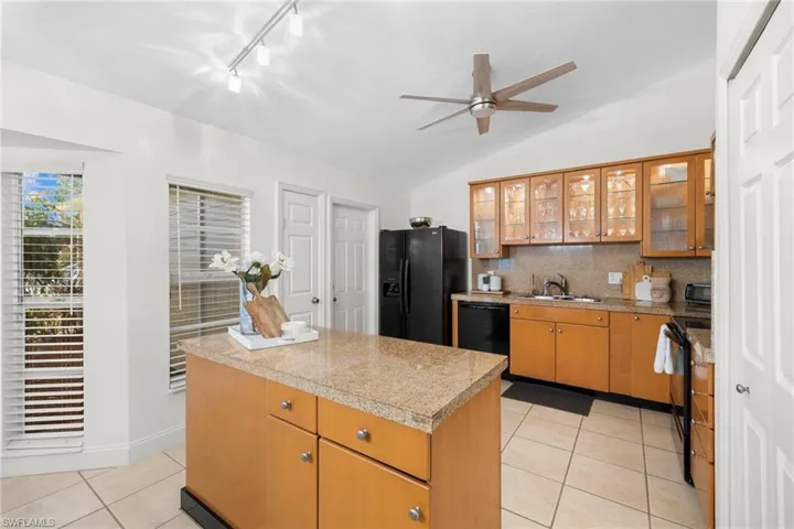 Kitchen with island