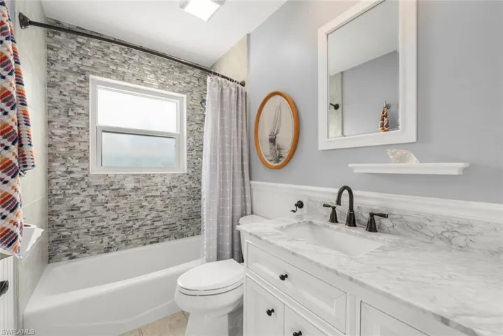 589 Rabbit Rd, Sanibel, Florida 33957