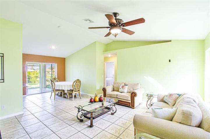 116 SE 4th PL, CAPE CORAL FL 33990
