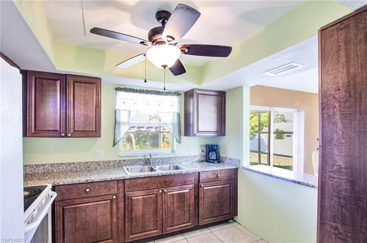 116 SE 4th PL, CAPE CORAL FL 33990