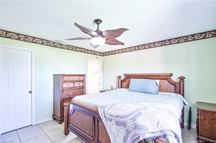116 SE 4th PL, CAPE CORAL FL 33990