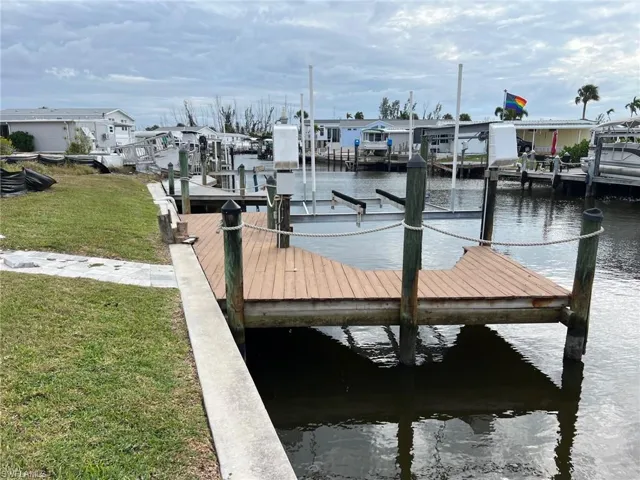 Dock and lift