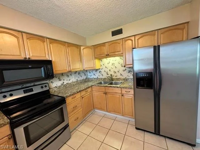 3325 Airport Rd N L3, Naples, Florida 34105