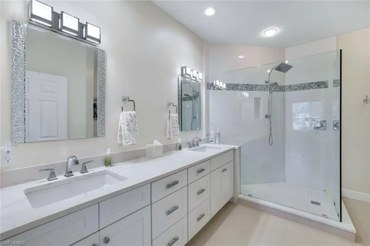8560  Danbury  BLVD, Naples, FL 34120
