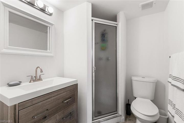 1085  Forest Lakes  DR, Naples, FL 34105