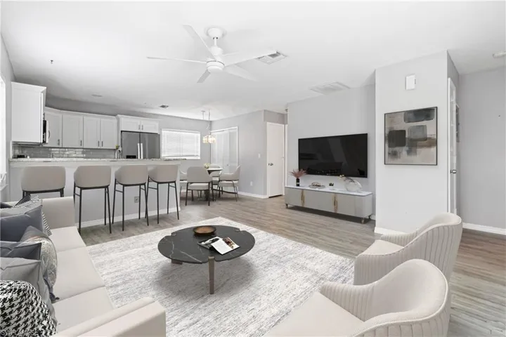 1031 Se 8th Ter 2h, Cape Coral, Florida 33990