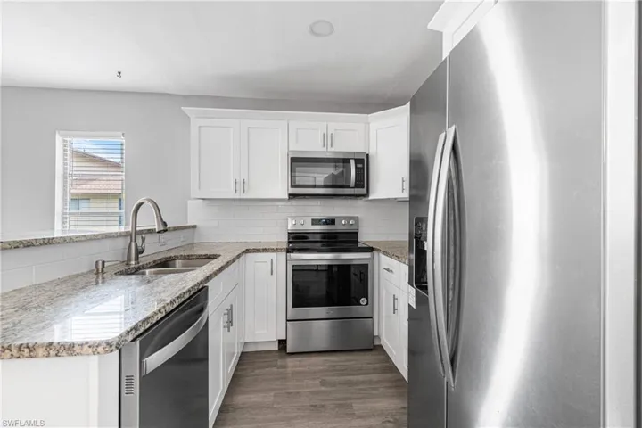 1031 Se 8th Ter 2h, Cape Coral, Florida 33990