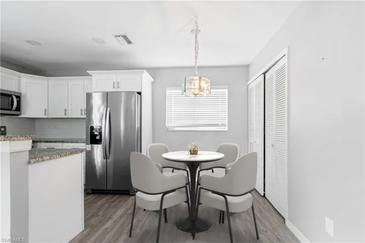 1031 Se 8th Ter 2h, Cape Coral, Florida 33990