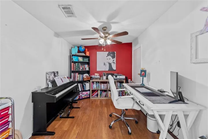 Great size den/office!