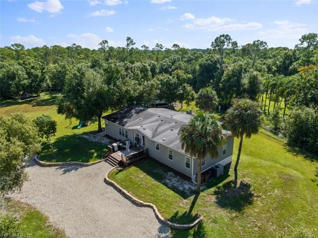 5681  Neal  RD, Fort Myers, FL 33905