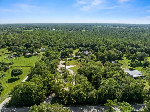5681  Neal  RD, Fort Myers, FL 33905