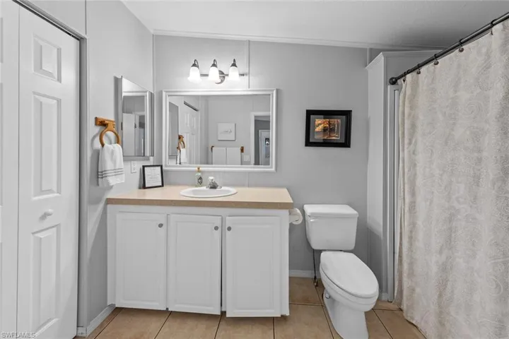 Guest bath #2