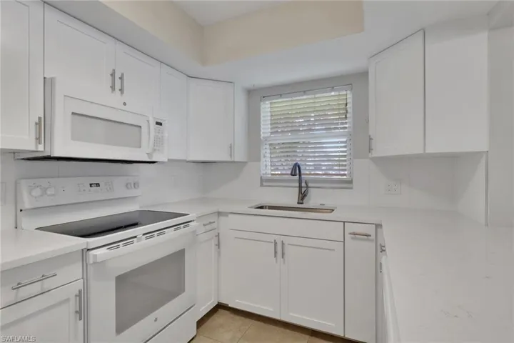 265 Lanchester Ct 39, Naples, Florida 34112