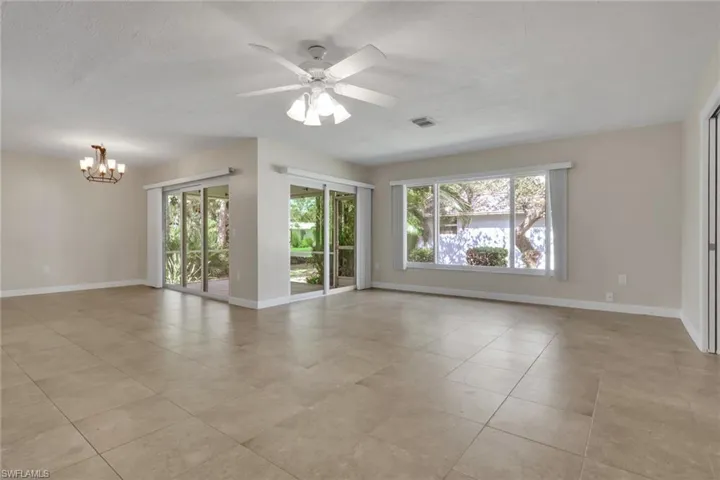 265 Lanchester Ct 39, Naples, Florida 34112