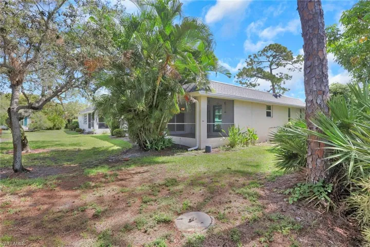 265 Lanchester Ct 39, Naples, Florida 34112