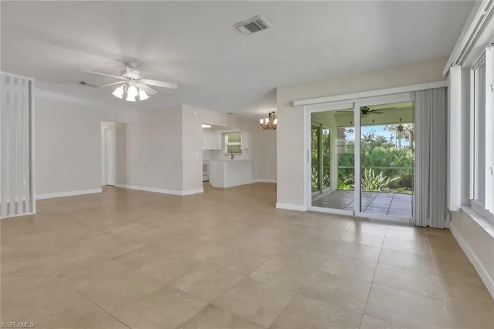 265 Lanchester Ct 39, Naples, Florida 34112