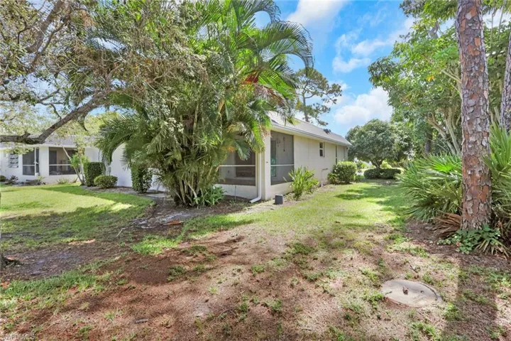 265 Lanchester Ct 39, Naples, Florida 34112