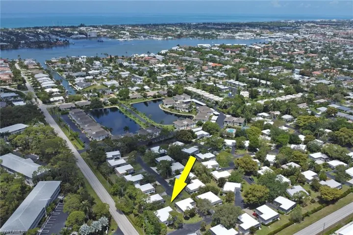 265 Lanchester Ct 39, Naples, Florida 34112