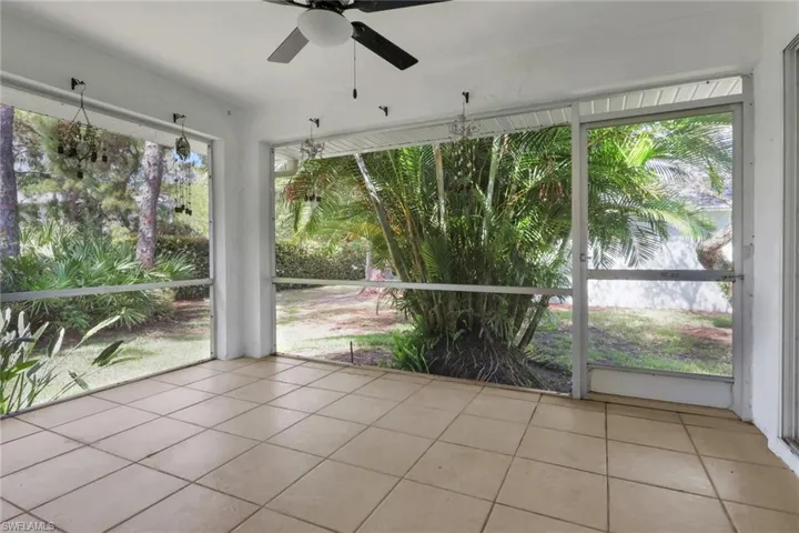 265 Lanchester Ct 39, Naples, Florida 34112