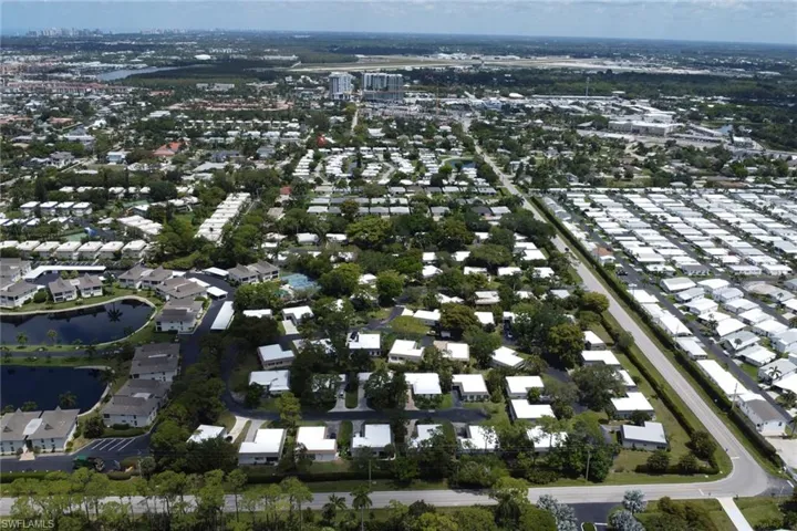 265 Lanchester Ct 39, Naples, Florida 34112