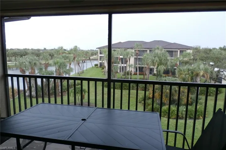 12621 Kelly Sands Way 329, Fort Myers, Florida 33908