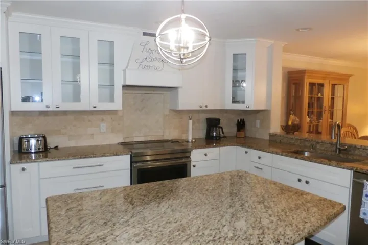 12621 Kelly Sands Way 329, Fort Myers, Florida 33908