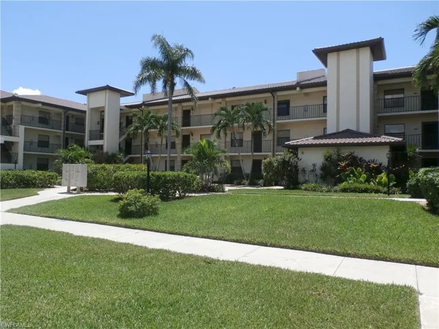 12621 Kelly Sands Way 329, Fort Myers, Florida 33908