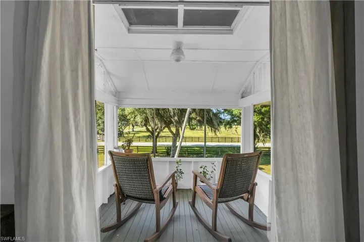 Screened balcony off of master bedroom