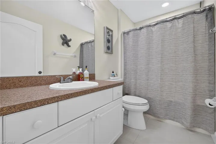 1042 Harwood Ave S, Lehigh Acres, Florida 33974