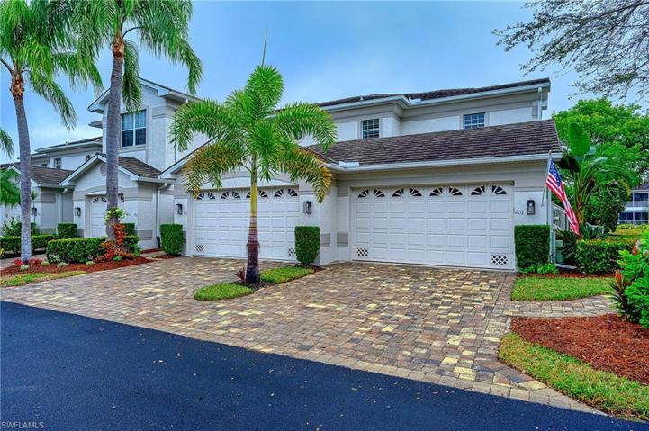 Welcome to 5070 Yacht Harbor Circle