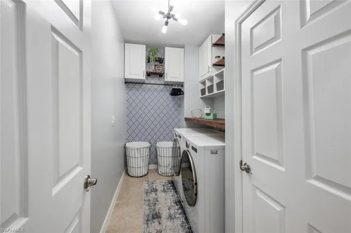 Laundry room with linen closet & new Washer & Dryer!