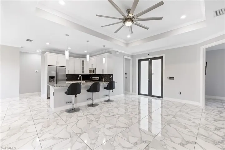 133  14th NE ST, Naples, FL 34120