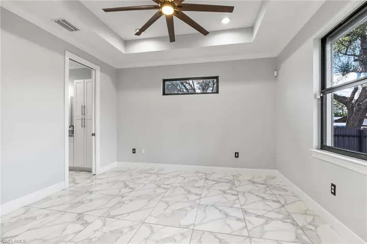 133  14th NE ST, Naples, FL 34120