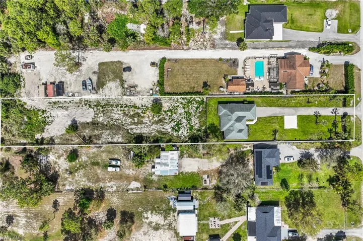 133  14th NE ST, Naples, FL 34120